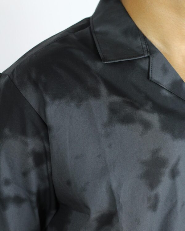 Black Batik - Image 2